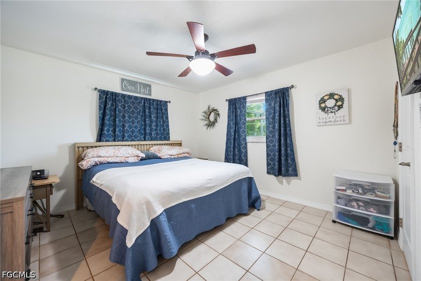 Waterfront living awaits in this lovely 2-bedroom, 2-bathroom - photo 18