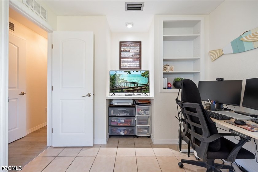 Waterfront living awaits in this lovely 2-bedroom, 2-bathroom - photo 22
