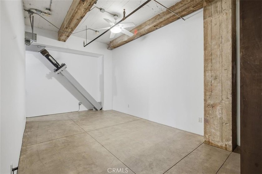 Own a piece of Long Beach history at the iconic Temple Lofts, a - photo 27