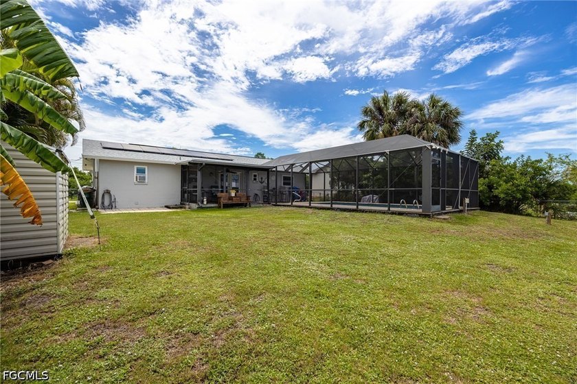 Waterfront living awaits in this lovely 2-bedroom, 2-bathroom - photo 32