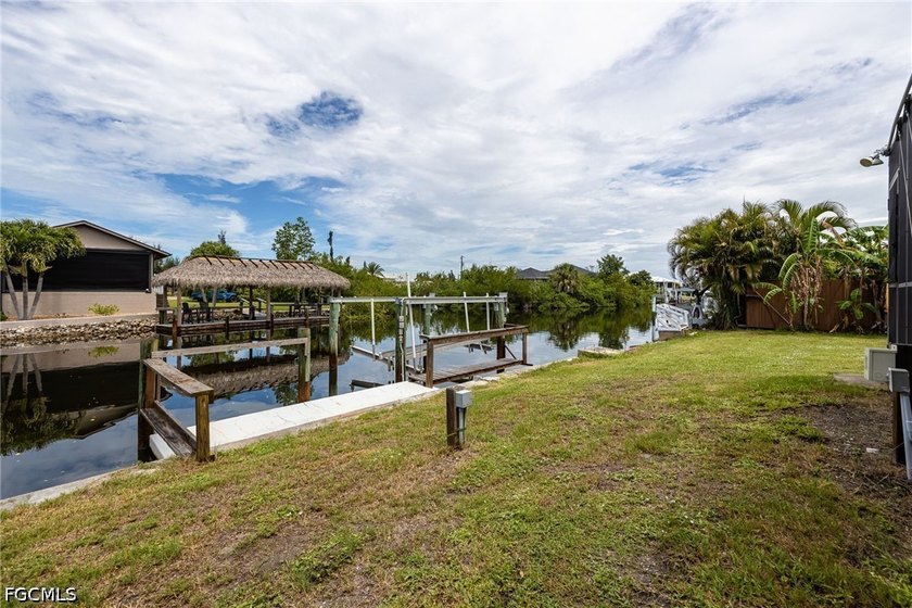 Waterfront living awaits in this lovely 2-bedroom, 2-bathroom - photo 33