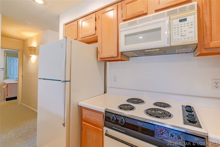 Well cared for Unit- that offers easy access to the unit w/it - photo 12