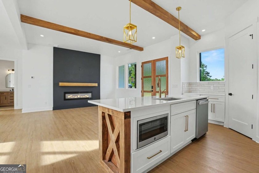 ASK ABOUT THE BUILDER-PAID 2-1 RATE BUYDOWN! Qualified buyers - photo 13