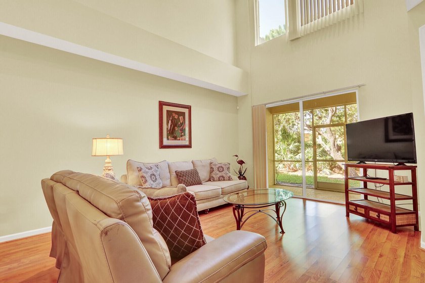 Welcome to this beautifully designed 3-bedroom + den/office - photo 13
