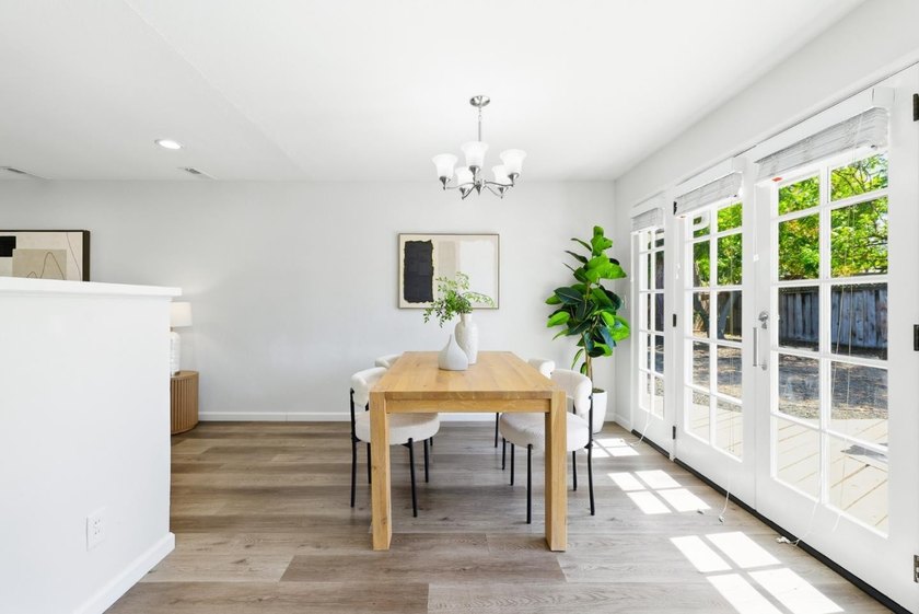 Welcome to this beautifully updated, east-facing single-story - photo 14