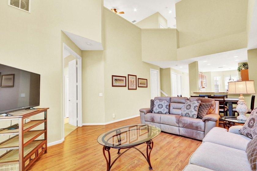 Welcome to this beautifully designed 3-bedroom + den/office - photo 14
