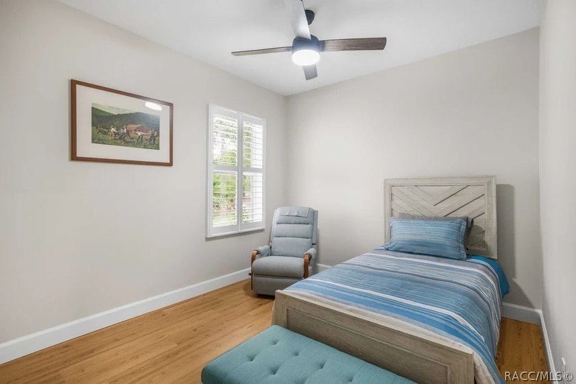 Fully renovated Southern Woods home on nearly half an acre - photo 22