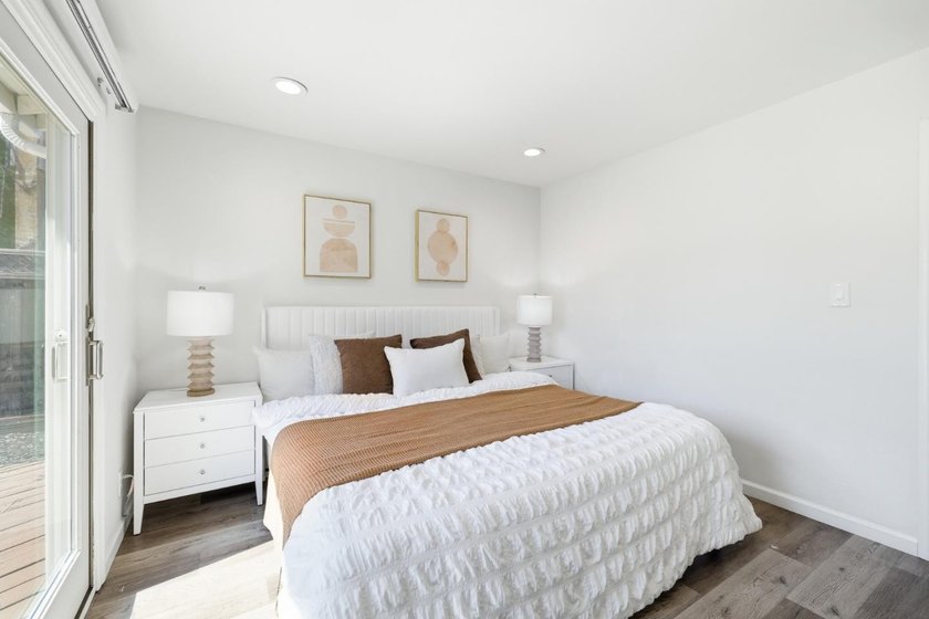 Welcome to this beautifully updated, east-facing single-story - photo 24