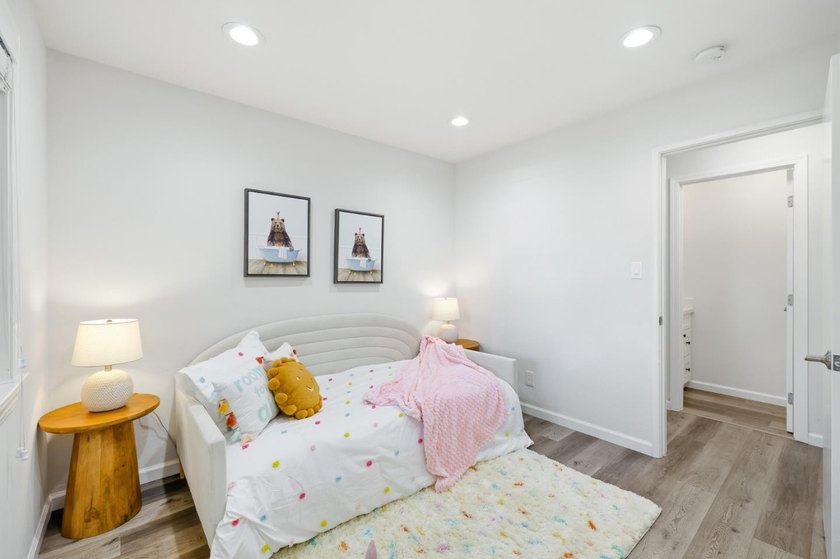 Welcome to this beautifully updated, east-facing single-story - photo 26