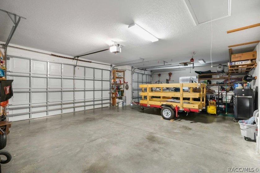 Fully renovated Southern Woods home on nearly half an acre - photo 32