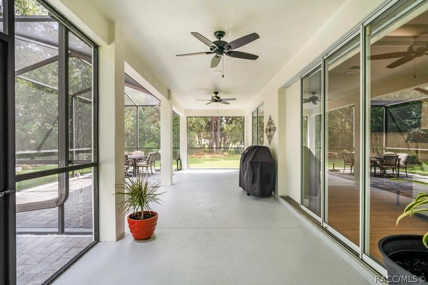Fully renovated Southern Woods home on nearly half an acre - photo 34