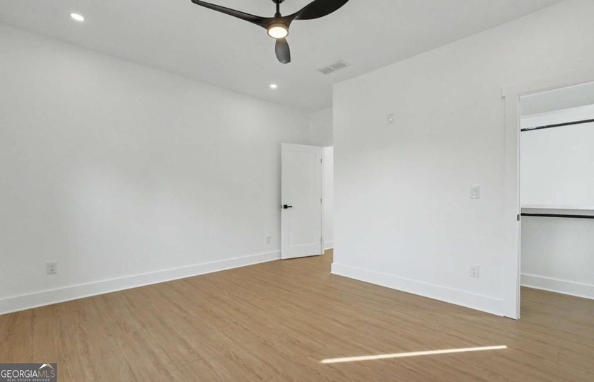 ASK ABOUT THE BUILDER-PAID 2-1 RATE BUYDOWN! Qualified buyers - photo 35