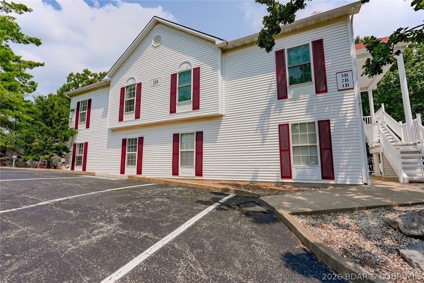 Well cared for Unit- that offers easy access to the unit w/it - photo 37