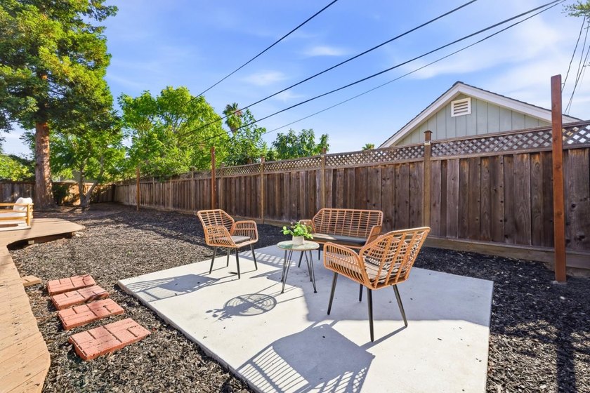 Welcome to this beautifully updated, east-facing single-story - photo 38