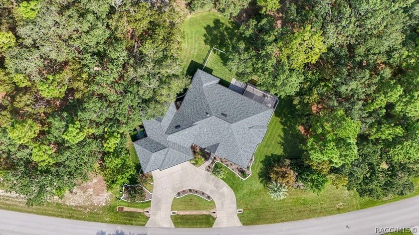Fully renovated Southern Woods home on nearly half an acre - photo 45