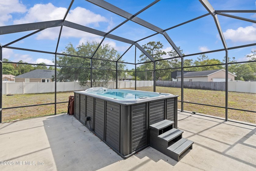 Come see this well-maintained 4-bedroom 2 bath brick home with - photo 31