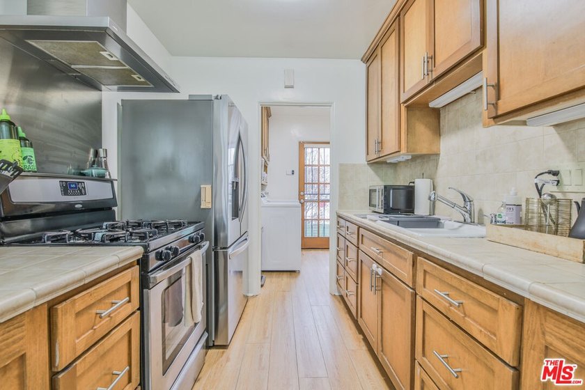 OPPORTUNITY KNOCKS!!! Turn-Key investment opportunity!!! A rare - photo 17