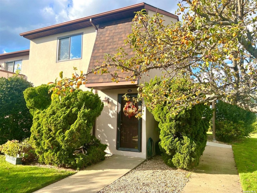 1 Anchorage Way, Freeport, NY 11520, 3250617