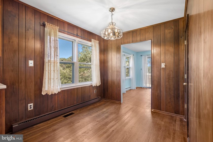 Room to spread out, seasonal river views, and a convenient - photo 11
