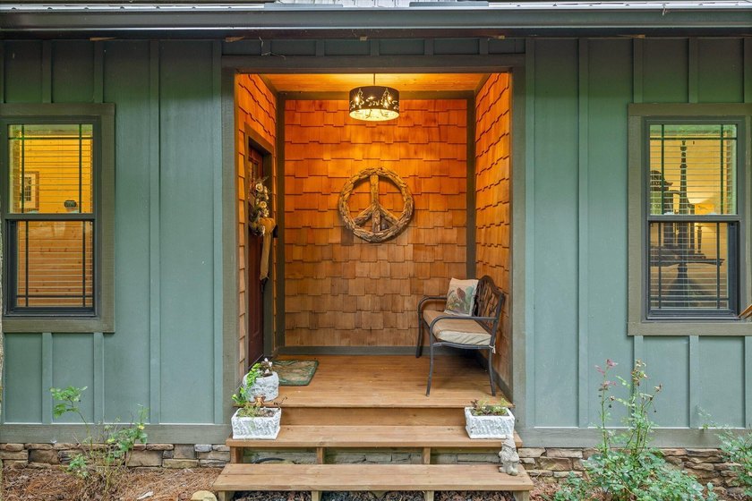 Riverfront Craftsman Retreat on the Middle Fork of Little River - photo 8