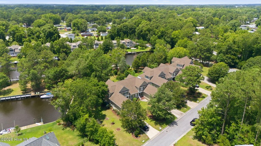 Welcome to 2113 Hidden Harbor Drive, a stunning waterfront - photo 17