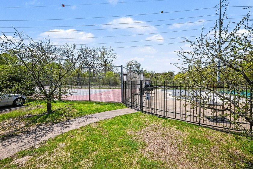 Experience maintenance-free lake living at its finest in this - photo 24