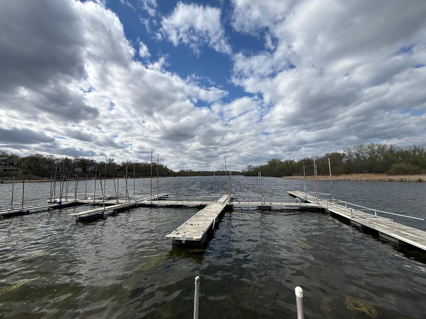 Experience maintenance-free lake living at its finest in this - photo 26