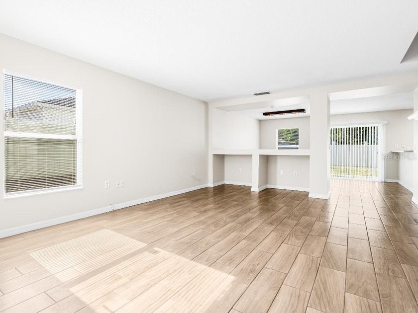 Under contract-accepting backup offers. Looking for lots of - photo 4