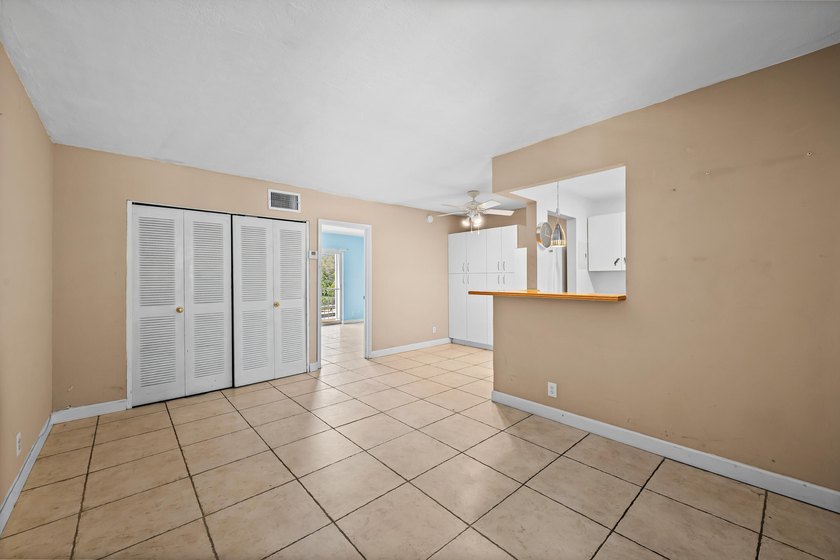 No minimum down payment required! All milestone inspections have - photo 11