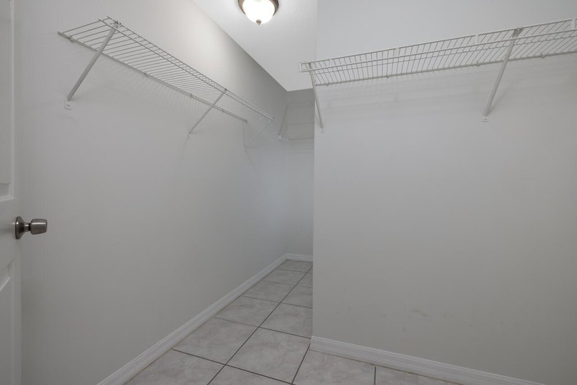 Welcome to this meticulously maintained 3-bedroom 3-bath pool - photo 23