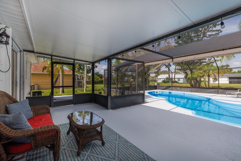 Welcome to this meticulously maintained 3-bedroom 3-bath pool - photo 29