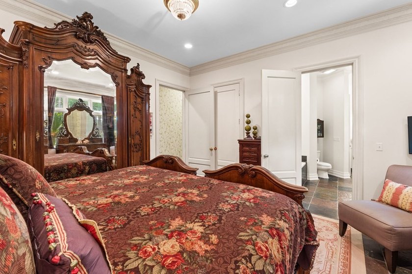An extraordinary luxury estate in one of Dothan's most - photo 22