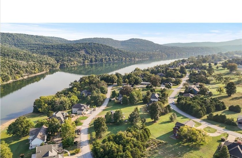 Welcome to easy living in Holiday Island near Eureka Springs, AR - photo 23