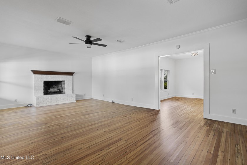 Charming older home on 2nd Street, recently updated! This 2,172 - photo 11
