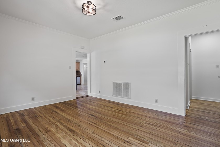 Charming older home on 2nd Street, recently updated! This 2,172 - photo 17