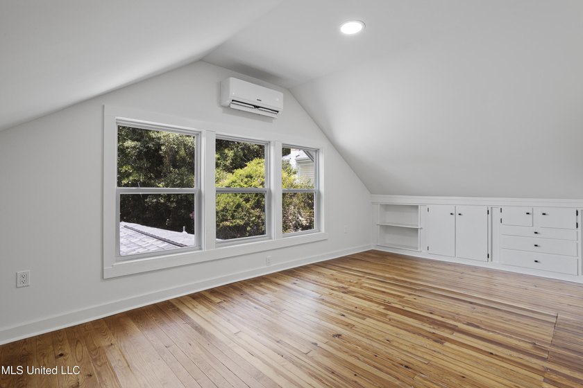 Charming older home on 2nd Street, recently updated! This 2,172 - photo 40