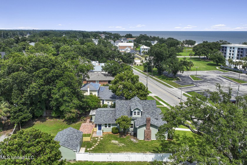 Charming older home on 2nd Street, recently updated! This 2,172 - photo 53