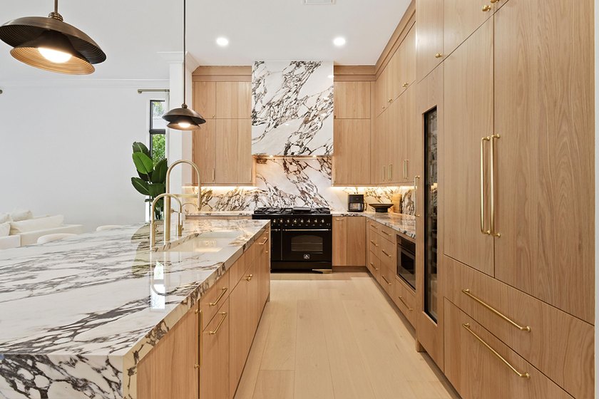 Welcome to one of the most extraordinary homes ever offered in - photo 11