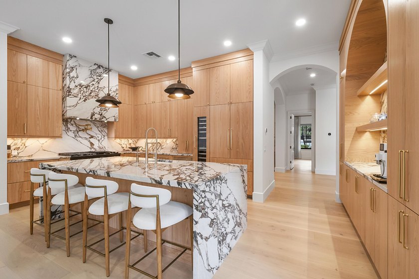 Welcome to one of the most extraordinary homes ever offered in - photo 16