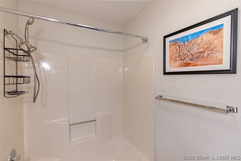 Updated 2 bedroom, 2 bath condo in the heart of Lake Ozark - photo 18