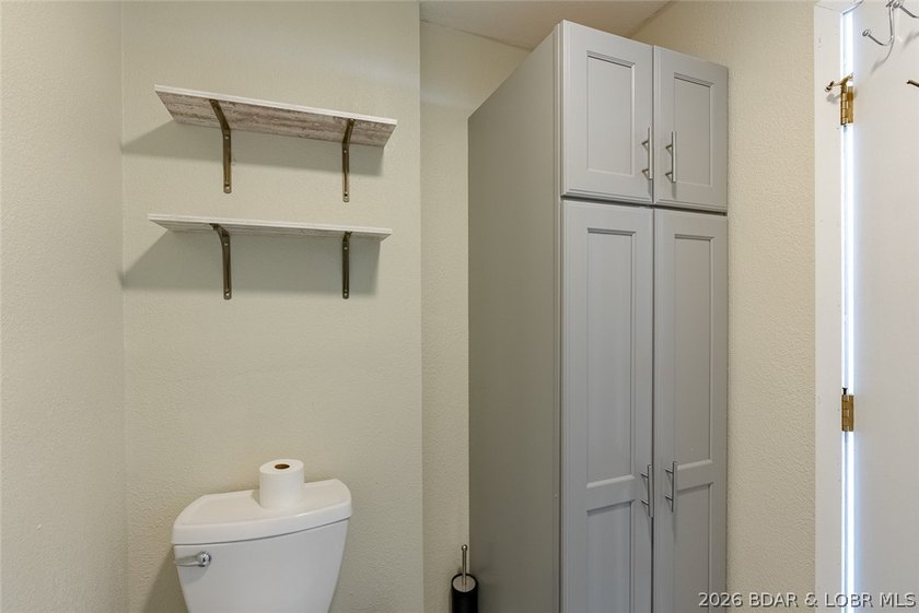 Updated 2 bedroom, 2 bath condo in the heart of Lake Ozark - photo 25