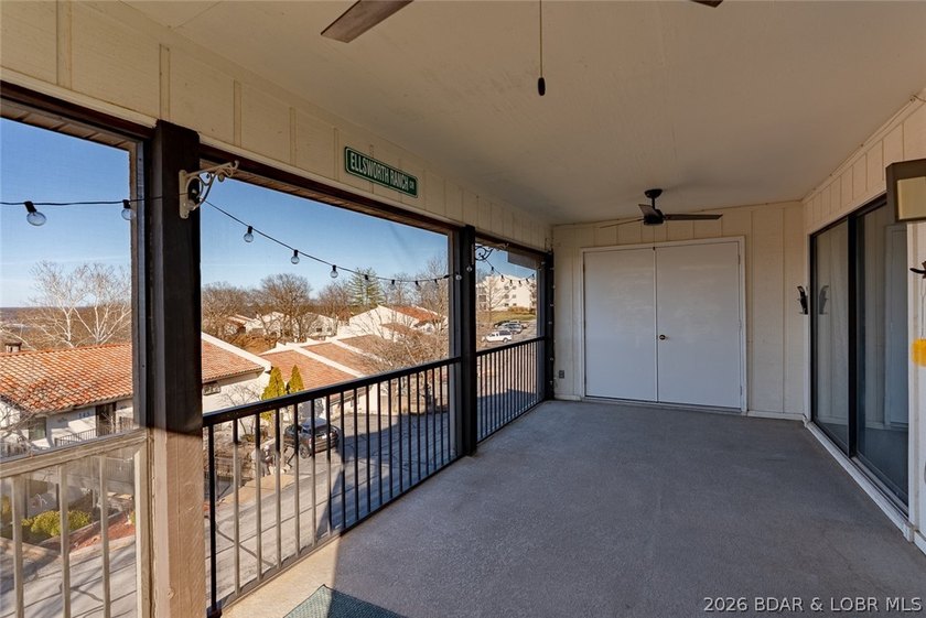 Updated 2 bedroom, 2 bath condo in the heart of Lake Ozark - photo 28