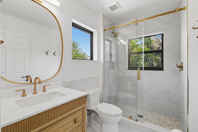 Welcome to one of the most extraordinary homes ever offered in - photo 47