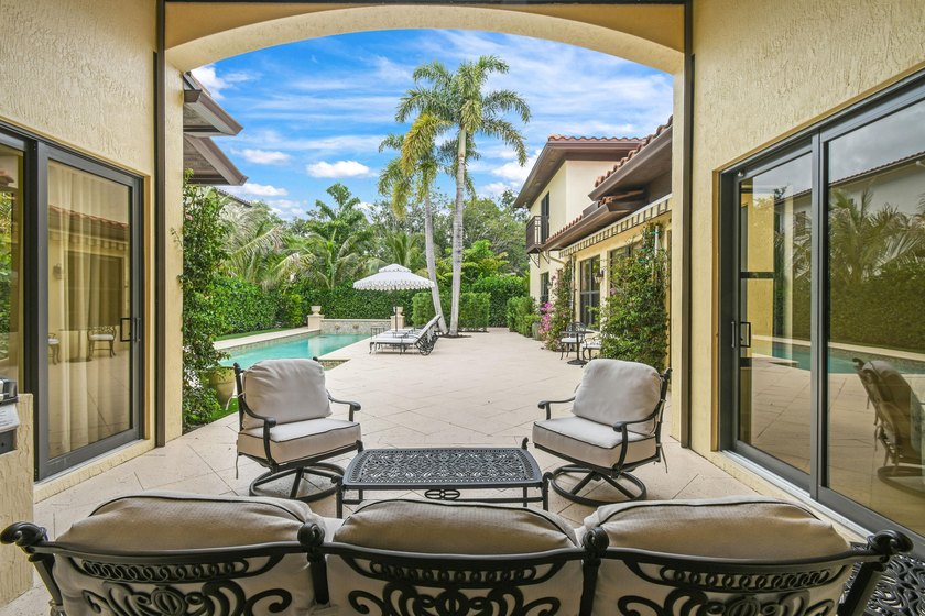 Welcome to one of the most extraordinary homes ever offered in - photo 48