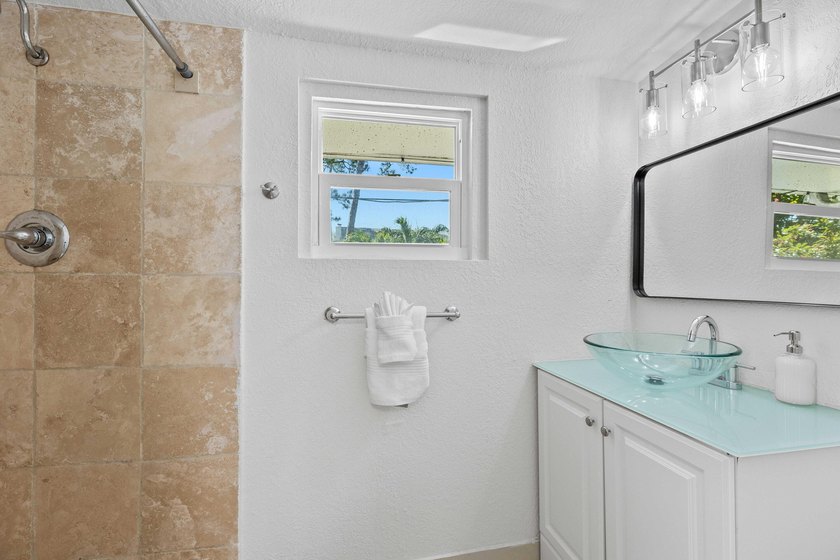 This Desirable Riverside Park Gem with Great Income Track Record - photo 10