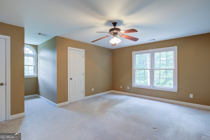 Lake living without the million dollar price tag! This one - photo 22