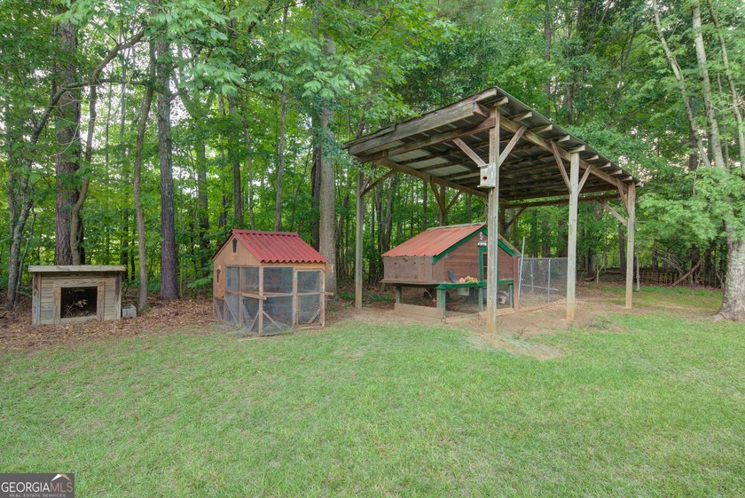 Lake living without the million dollar price tag! This one - photo 32