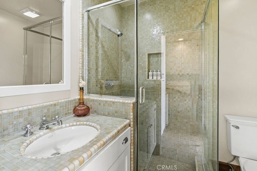 EMERALD BAY | RENTAL | 345 Emerald Bay presents a rare - photo 35