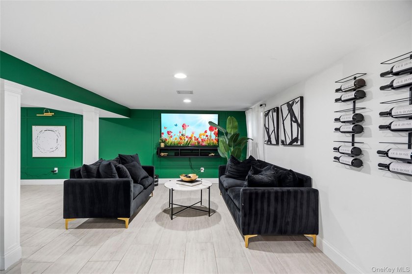Welcome to this Beautifully Renovated Ranch-Style Home in - photo 23