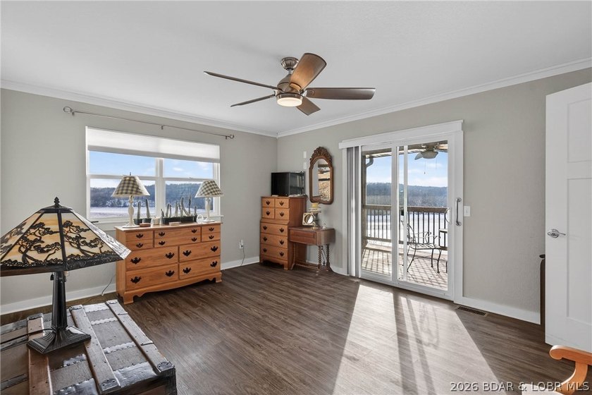 This 3-bedroom, 2.5-bath lakefront home offers over 2,000 square - photo 28